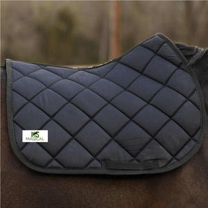 Tapis de selle de haute qualité pour le saut d'obstacles, épaissis, absorbant les chocs et offrant une absorption supérieure de la transpiration. - Product Image 4