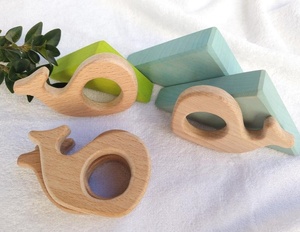 Anneau de dentition en bois de hêtre jouet en bois doux naturel dentition de bébé à la main meilleure qualité alimentaire jouets de jeu sûrs - Product Image 3