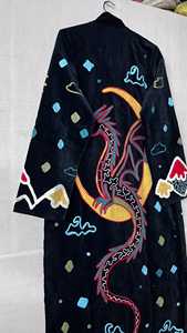 Chaqueta Larga de Terciopelo con Bordado de Dragón Negro, Estilo Boho Suzani, Abrigo Festivo de Invierno - Product Image 5