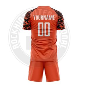 ชุดฟุตบอลคุณภาพสูง ระบายอากาศได้ดี ซับเหงื่อ ชุดเสื้อและกางเกงขาสั้น สำหรับสโมสรและทีมกีฬา - Product Image 1