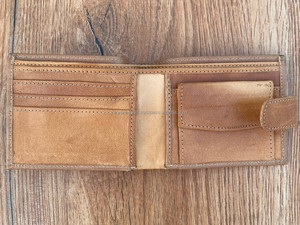 Nueva fábrica, venta al por mayor, 100%, billetera de cuero genuino, estilo Vintage Simple hecho a mano, billetera de cuero de grano completo Real para hombres, billetera para tarjetas de crédito - Product Image 5