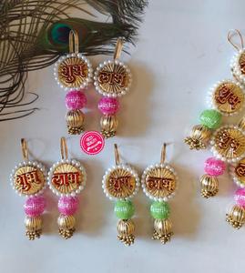 Décoration suspendue traditionnelle et colorée pour mariages, événements et ambiance festive culturelle, avec un design artistique unique, en vente - Product Image 1