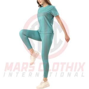 Nuevo Diseño de Conjuntos Deportivos para Mujer a Precio Económico, Fabricación Profesional, Ajuste Cómodo, Conjunto Deportivo de Verano para Mujer para Actividades al Aire Libre - Product Image 4