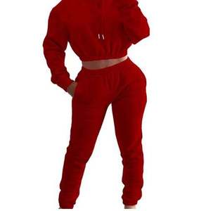 Conjunto de ropa urbana para mujer OEM, conjunto de algodón con hombros caídos, personalización de marca, bajo MOQ, precio de fábrica para compradores estadounidenses - Product Image 1