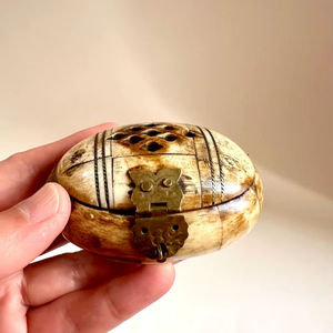 กล่องเก็บเครื่องประดับรูปไข่สไตล์วินเทจรักษ์โลก สำหรับตกแต่งบ้าน ทำจากวัสดุออร์แกนิค งานแฮนด์เมด โดย G:E - Product Image 2