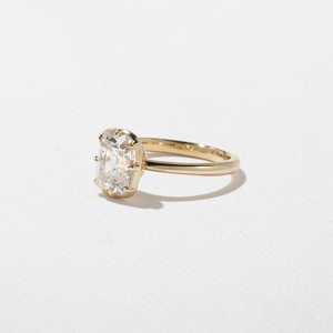 Bagues de fiançailles et alliances de mariage style vintage unique, minimalistes, en or massif 14K, avec diamant de laboratoire taille coussin antique et solitaire - Product Image 6