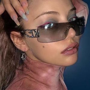 Senior Sense Y2k Fashionable Retro Sunglasses Pop Spice Girl Glasses <b>Sunscreen</b> UV Lady Sunglasses Shade - Product Image 2