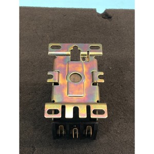 Contactor de propósito definido Cutler Hammer C25DNF340 - Equipo y piezas semiconductores de confianza de la marca global legada - Product Image 4