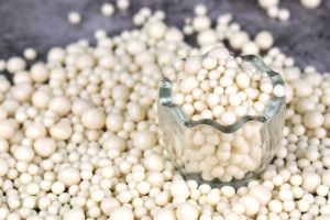 Best-Selling Wholesale Compound Chocolate OEM/ODM HALAL Bakery Pearl Silver Compound Chocolate Crispy Balls Cocoa Decorate Cakes - Product Image 2