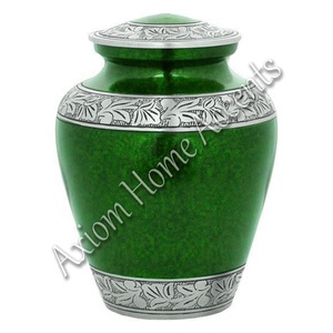 Urne funéraire sophistiquée en aluminium fabriquée à la main avec des gravures détaillées Souvenir commémoratif par Axiom Home Accents - Product Image 5