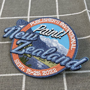 2026 Patchs brodés personnalisés pour écoles de mode, universités et clubs, en tissu pelucheux 3D, avec logo OEM, grands et moelleux - Product Image 6
