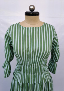 Vestido Midi de Algodón con Rayas Verdes y Blancas para Mujer, Cintura Fruncida, Cuello Redondo, Manga Campana, Estilo Boutique Casual - Product Image 3