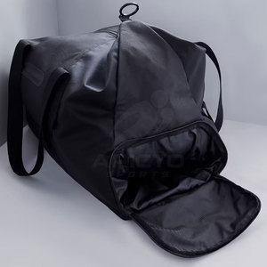 Bolsa Deportiva Informal de Gran Capacidad, Fabricada con Poliéster Ecológico Resistente, Asas Reforzadas, Diseño Unisex para Gimnasio - Product Image 2