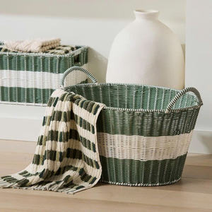 Panier en rotin vert et blanc élégant, fait main, tissé, conteneur de rangement, organisateur décoratif élégant pour la décoration intérieure - Product Image 2