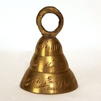 Cloche à main en laiton de style antique, de qualité supérieure et de la plus haute qualité, avec poignée en métal, pour les enseignants, la décoration intérieure et les collections classiques.