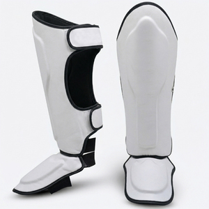 Protection des tibias et des pieds pour le MMA et le Muay Thai – Protège-tibias et protège-pieds pour le Kickboxing – Vente en gros pour fabricants - Product Image 1