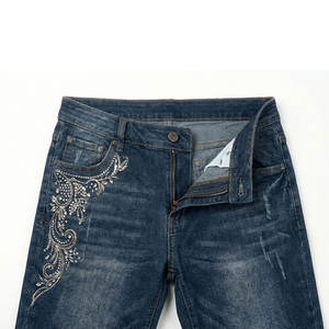 Shorts en jean déchirés pour hommes, style décontracté tendance pour l'été, faciles à assortir - Product Image 1