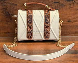 Marque de luxe Designer usiné à la main en cuir matelassé Boxy forme sac à bandoulière à rabat pour femmes en cuir véritable poignée chaîne sacs à main - Product Image 5