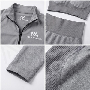 Conjunto de Yoga de 2 Piezas North Approach, Cierre Frontal Completo, Color Gris Sólido, Absorbe el Sudor, Ropa Deportiva para Mujer - Product Image 4