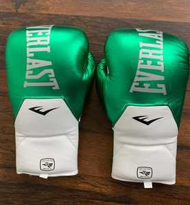 Guantes de Boxeo Sanda al por Mayor, con Cordones, de Cuero Premium Transpirable, Hechos en Pakistán, Personalizados para Adultos, para Entrenamiento y Sparring - Product Image 2