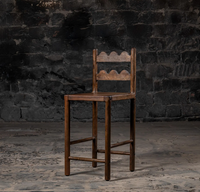 Tabouret de bar en bois rembourré, structure en bois massif, mobilier de cuisine moderne et luxueux, couleurs personnalisées, mobilier haut de gamme pour l'hôtellerie