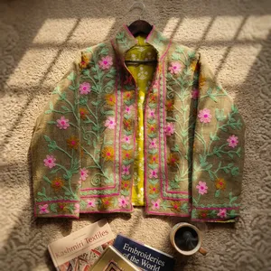 Chaqueta Suzani de Algodón con Bordado Floral a Mano, Cuello Alto, Manga Larga, Transpirable, para Primavera, Otoño e Invierno, para Mujer - Product Image 2