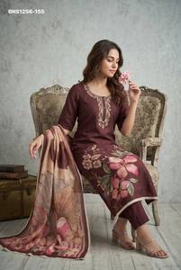 Ensemble prêt-à-porter de qualité supérieure en coton et lin avec broderie Yok et imprimé Simmar, Kurti-Pantalon-Dupatta, achat en ligne en Inde - Product Image 3