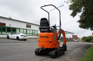 Excavadora Robusta Usada de 3000 kg con Chasis Reforzado y Motor Diésel de Alto Rendimiento para Excavación - Product Image 4