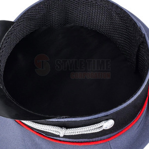 Chapeau uniforme durable en matériau léger et à ajustement confortable pour les applications quotidiennes de défilés et d'événements. - Product Image 5