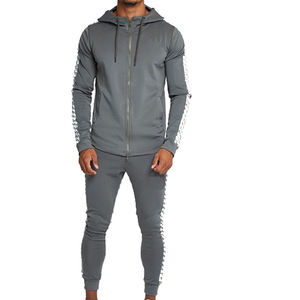 Ensemble de survêtement gris à capuche pour homme, sweat-shirt à fermeture éclair à manches longues avec poches latérales, tenue décontractée d'automne, couleur unie, coupe classique - Product Image 1