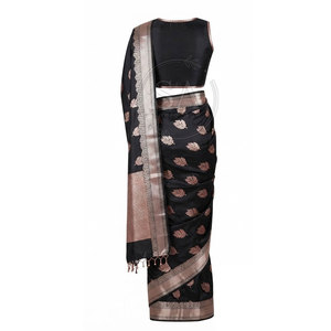 Sari indien haut de gamme pour femme, tenue ethnique drapée de créateur, ornée pour mariage, célébration, festival, fête - Product Image 4