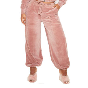 Conjunto Deportivo de Otoño para Mujer, Sudadera con Capucha y Cierre, Fabricado en Pakistán - Product Image 2