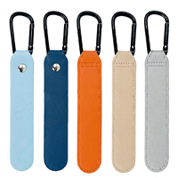 Crochet de poussette réglable double face avec mousqueton en aluminium et sangle en cuir PU