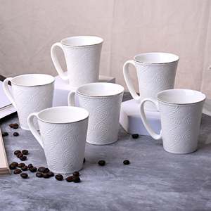 Juego de Tazas de Café de Cerámica Clásicas Minimalistas con Diseño Floral Blanco, 6 Tazas con Asa Dorada, Porcelana Resistente, Capacidad de 80 ml y 300 ml, Certificación BPA, para Cafetería - Product Image 4