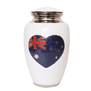 Urne commémorative en forme de cœur avec drapeau australien, corps en métal blanc avec accent chromé, récipient pour cendres funéraires, souvenir funéraire - Product Image 2