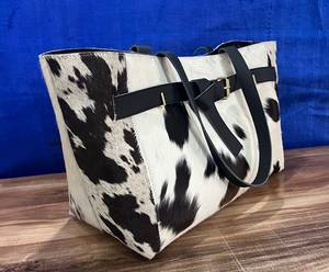 Sac fourre-tout en cuir véritable pour femme, style western, à pois, avec décoration rivetée, fermeture magnétique, idéal pour les occasions de mariage - Product Image 2