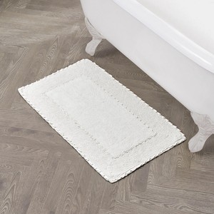 Tapis de bain personnalisé en coton 100% avec contour tufté, antidérapant, adapté aux animaux domestiques, certifié, confort ultime, durabilité, élégant - Product Image 1