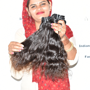 Extensions de cheveux humains indiens Remy ondulés, soyeux et doux, couleur noire 100 % naturelle, en gros, pour femmes - Product Image 3