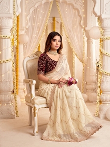 AARA Fashion Elegant Cream Silk <b>Saree</b> <b>Maroon</b> Blouse Traditional Wedding Wear Women India Pakistan Style Floor-Length Regular Fit - Product Image 4