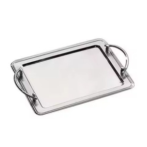 Plateau de service ovale en métal doré, design glamour poli, durable, pour fêtes, hôtels, mariages, tables. - Product Image 5