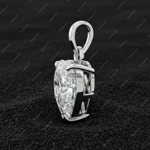 Collier avec pendentif en diamant en forme de cœur et design couronne, bijoux élégants en monissanite pour femmes - Product Image 3