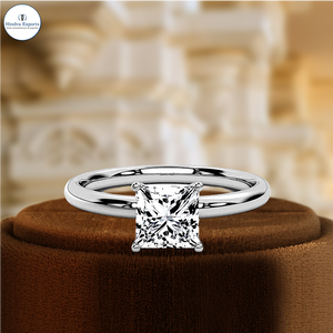 Bague de fiançailles et de mariage minimaliste en or blanc 14 carats avec diamant de 1,5 carat taille princesse certifié IGI, cultivé en laboratoire, pour les occasions de fête - Product Image 2