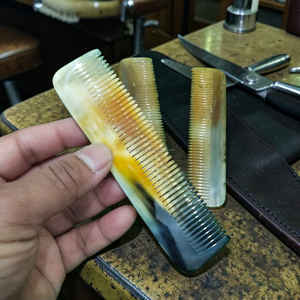 หวีหนวดขนาดเล็กทำจากเขาควายธรรมชาติเคลือบเงาสำหรับผู้ชายในราคาที่ดีที่สุด - Product Image 2