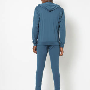 Conjunto Deportivo de Dos Piezas para Hombre con Capucha y Lavado Ácido, Estilo Atlético, Corte Estándar para Gimnasio y Ropa Urbana - Product Image 4