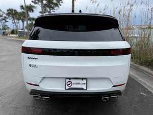 ข้อเสนอสุดคุ้มสำหรับรถยนต์เรนจ์โรเวอร์ SE LWB ปี 2025 - Product Image 2