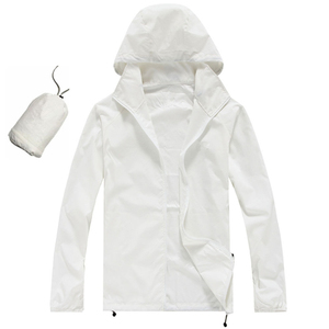 Chaqueta Impermeable para Hombre, Plegable, con Capucha, para Actividades al Aire Libre, con Tela Transpirable, Puños Ajustables y Construcción Duradera - Product Image 6