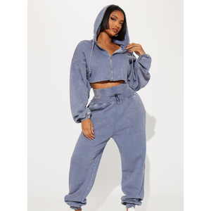 Ensemble de survêtement vintage pour femme, coupe courte, avec sweat à capuche et pantalon évasé, effet délavé à l'acide, pour l'hiver, vente en gros - Product Image 1