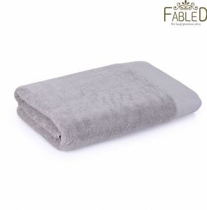 Serviettes de bain en coton pour usage quotidien, durables, douces, ultra confortables, en coton pelucheux à haute densité (GSM élevé) - Product Image 4