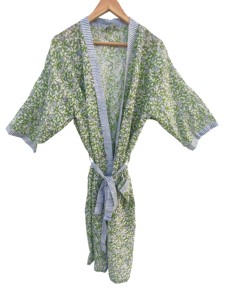 Robe kimono en coton imprimé floral vert – Style bohème, longue, ouverte sur le devant, avec ceinture à nouer à la taille - Product Image 1