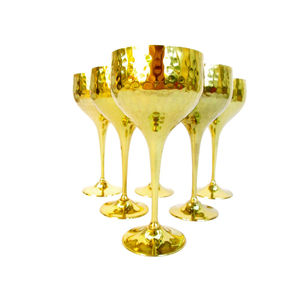 Verre à vin rouge plaqué or avec long pied et motif gravé – Vaisselle de haute qualité pour bar, restaurant ou usage domestique - Product Image 6